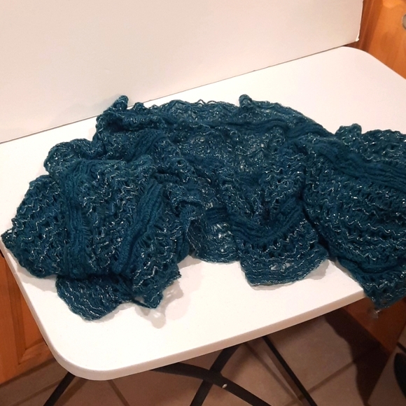 Delicate scarf nwot - Picture 2 of 4